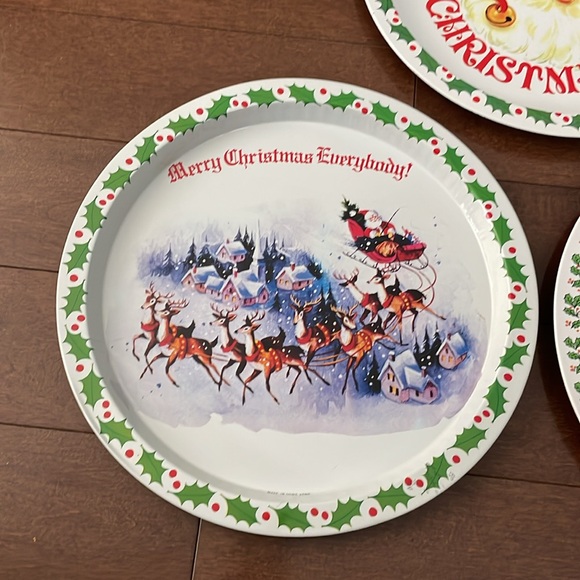 Vintage Holiday Trays - Picture 2 of 5